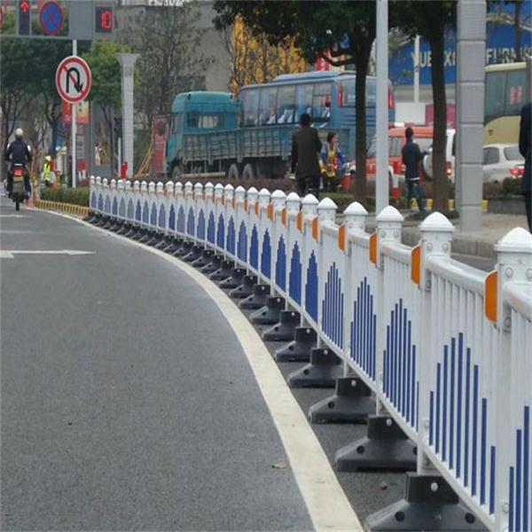 道路护栏1